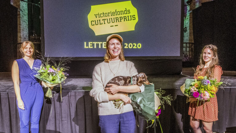 Victoriefonds Cultuurprijs voor Letteren gaat naar Hannah van Wieringen