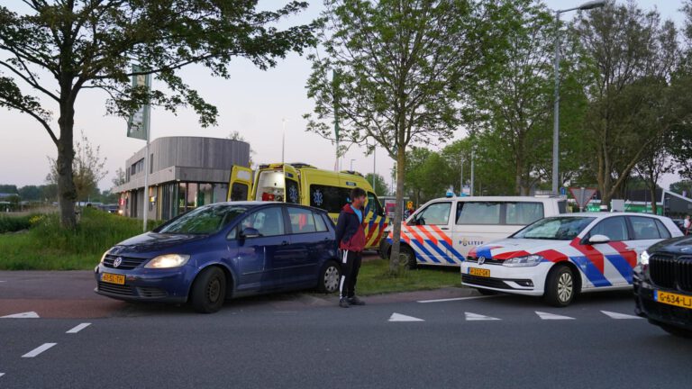 Fietser gewond bij aanrijding op Hoeverweg N512 nabij IJsbaan De Meent