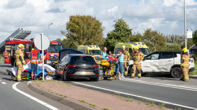 Drie gewonden bij verkeersongeval bij Egmond aan den Hoef