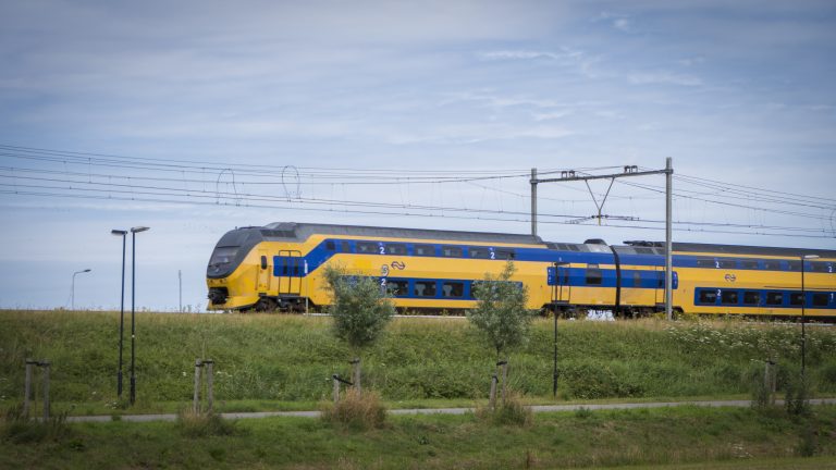 Geen treinen tussen Alkmaar en Uitgeest vanwege aanrijding