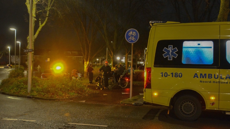 Fietser gewond bij aanrijding met bezorgscooter in Alkmaar