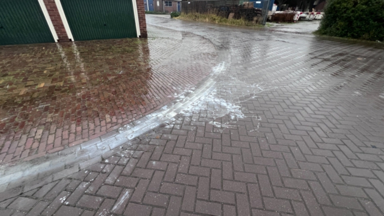 Verfdief laat spoor achter in Castricum: “Vulde fietstassen met 45 blikken”